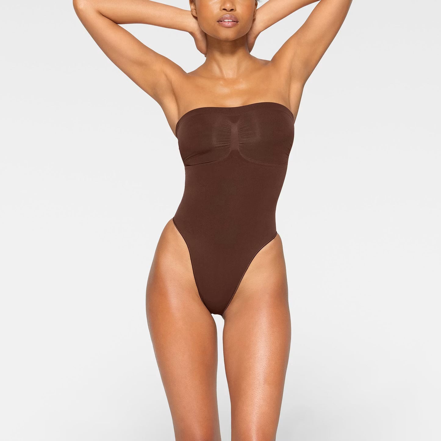 SKIMS-SHAPEWEAR-BD-THG-2913-JA-COA_0047_FR.avif